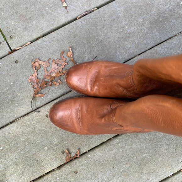 FRYE Melissa Boots in Cognac, size 7 - Picture 3 of 7